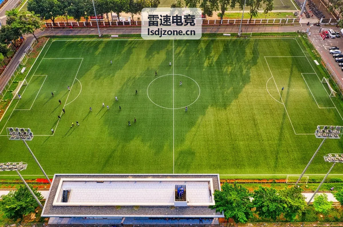 雷速电竞英雄联盟高校联赛舞台